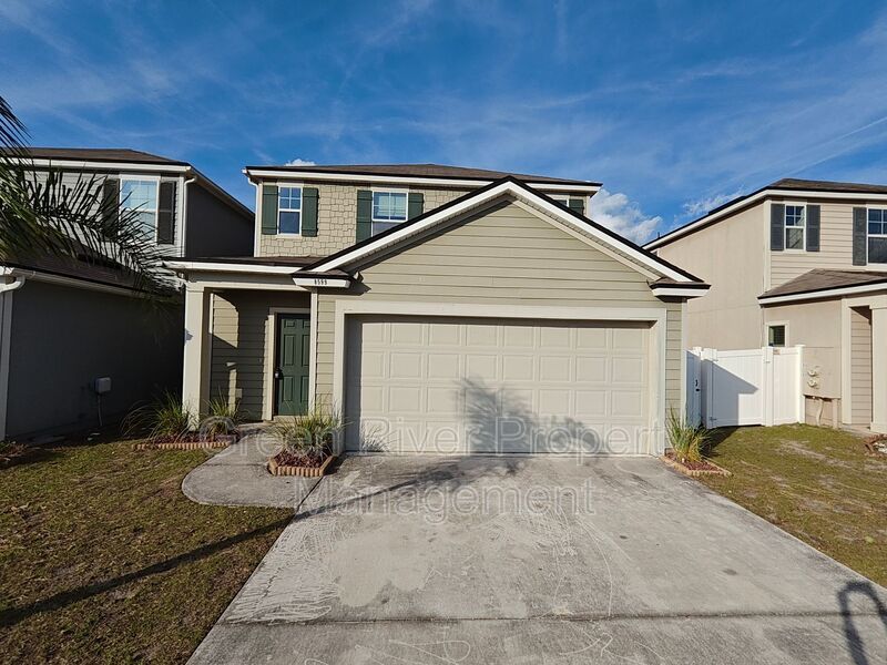 Spacious 3 Bedroom/2.5 Bathroom Two-Story Home with Garage & Fenced Yard property image