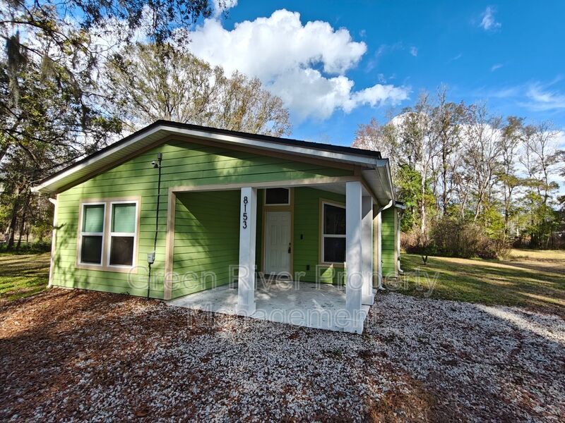 Charming 3-Bedroom Home with Spacious Yard property image