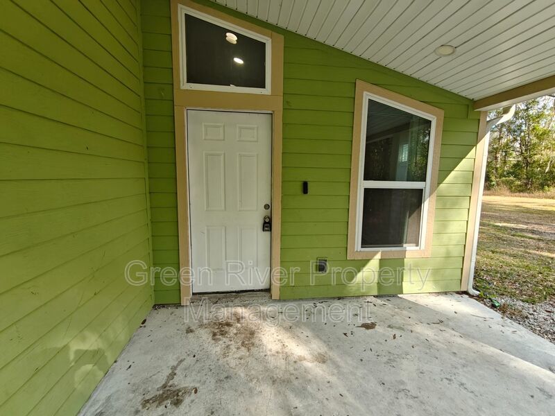 Charming 3-Bedroom Home with Spacious Yard property image