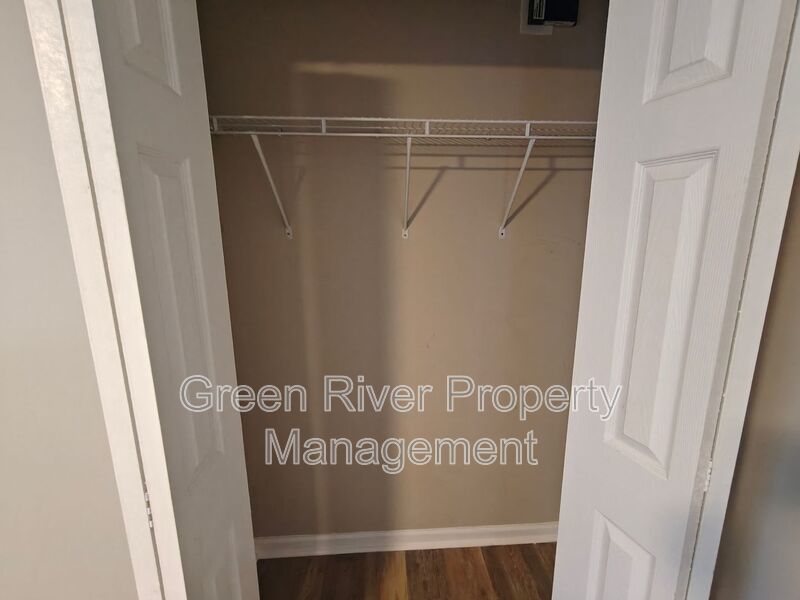 Charming 3-Bedroom Home with Spacious Yard property image