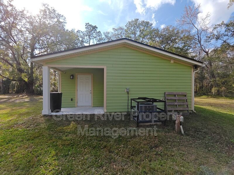 Charming 3-Bedroom Home with Spacious Yard property image