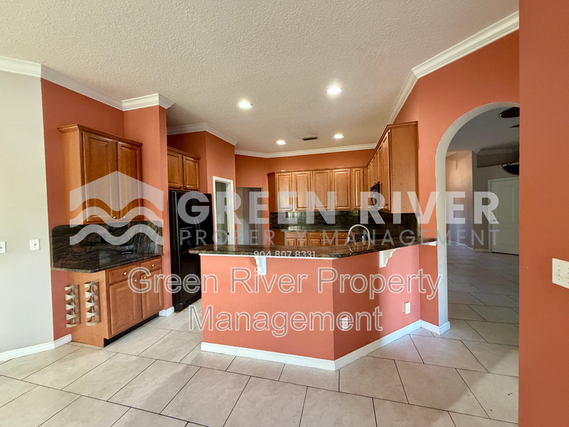 Luxury Living in The Oaks at Oakleaf – 4BR Retreat & Resort-Style Amenities property image