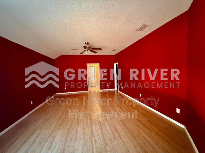 Luxury Living in The Oaks at Oakleaf – 4BR Retreat & Resort-Style Amenities property image