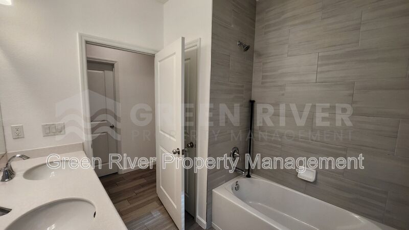 Live the Florida Dream in a 4BR Home with Resort Amenities in Beautiful St. Augustine property image