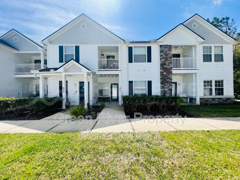 Chic 1-Bed Condo with Resort-Style Amenities & Pet-Friendly Perks in Fleming Island! property image