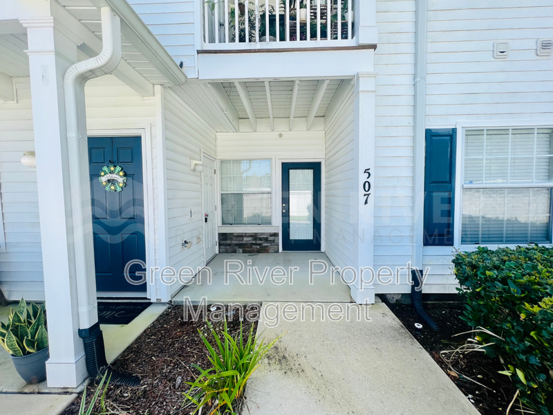 Chic 1-Bed Condo with Resort-Style Amenities & Pet-Friendly Perks in Fleming Island! property image