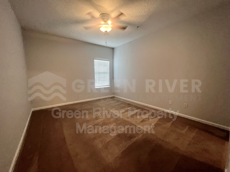 Chic 1-Bed Condo with Resort-Style Amenities & Pet-Friendly Perks in Fleming Island! property image