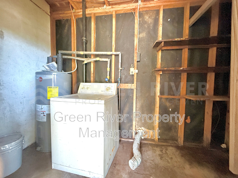 Freshly 3 bedroom, 1.5 bath Updated Westside Charmer  - New Carpet, Fresh Paint & Big Fenced Backyard property image