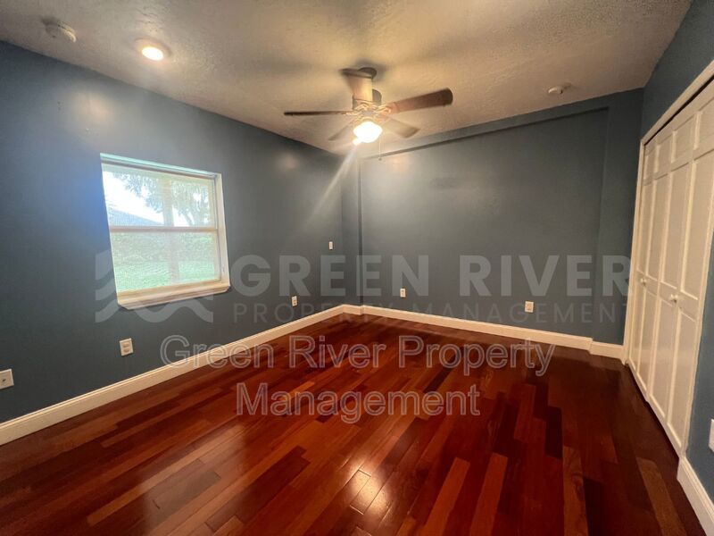 Amazing 4 bedroom home with St Johns River Views Available Now! property image