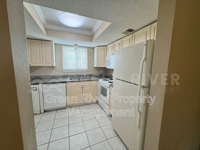 Serene Second-Floor Living in The Colony – 2 Bed, 2 Bath Condo!!! property image