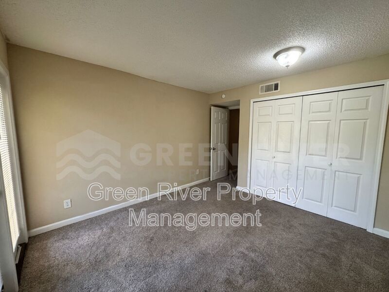 Serene Second-Floor Living in The Colony – 2 Bed, 2 Bath Condo!!! property image