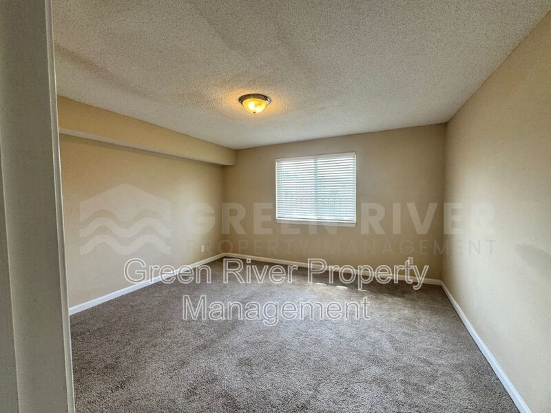 Serene Second-Floor Living in The Colony – 2 Bed, 2 Bath Condo!!! property image