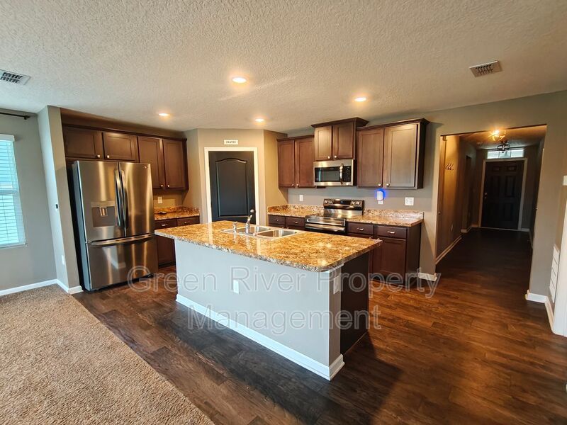 Stunning Move-In Ready Home with Lagoon Views in Alta Lakes! property image