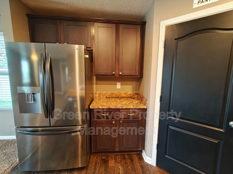 Stunning Move-In Ready Home with Lagoon Views in Alta Lakes! property image
