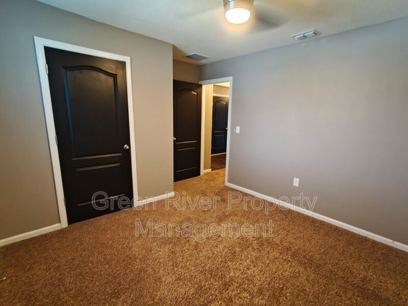 Stunning Move-In Ready Home with Lagoon Views in Alta Lakes! property image