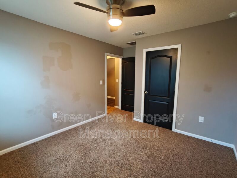 Stunning Move-In Ready Home with Lagoon Views in Alta Lakes! property image