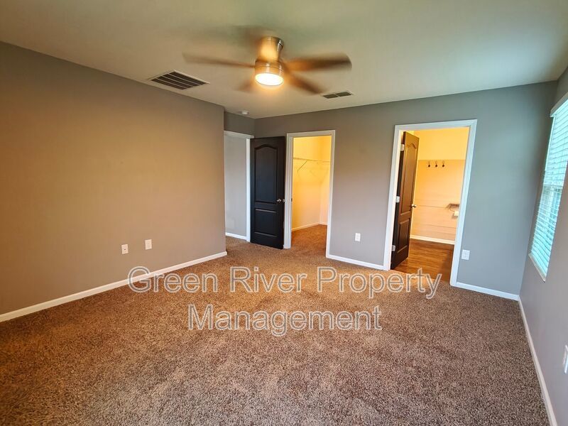 Stunning Move-In Ready Home with Lagoon Views in Alta Lakes! property image
