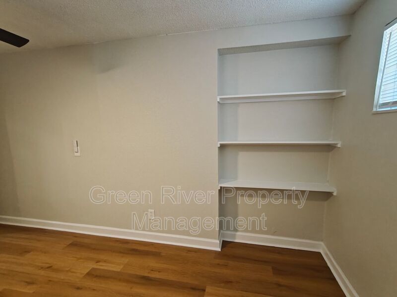 Charming Updated Home with Bonus Room property image