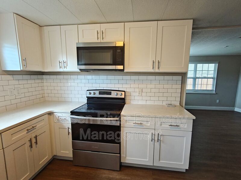 Bright & Cozy 3BR Home in Convenient St. Augustine Location property image