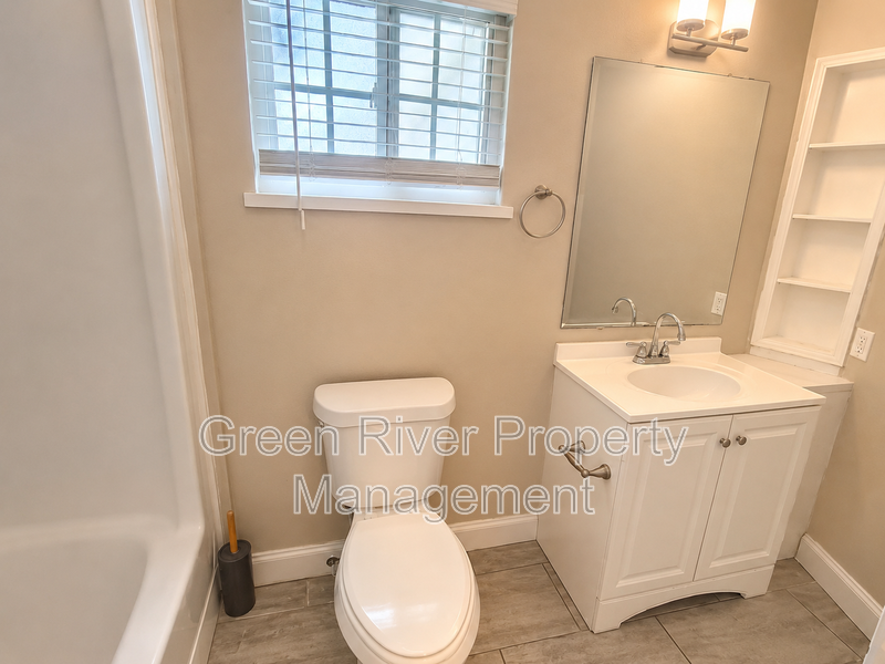 Bright & Cozy 3BR Home in Convenient St. Augustine Location property image