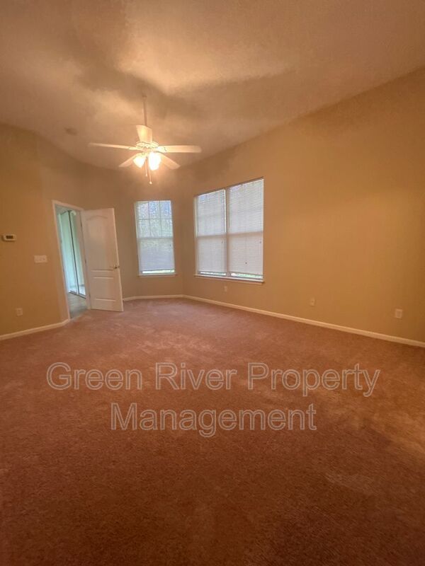 Primary Suite Downstairs + Eagle Harbor Amenities Included! property image