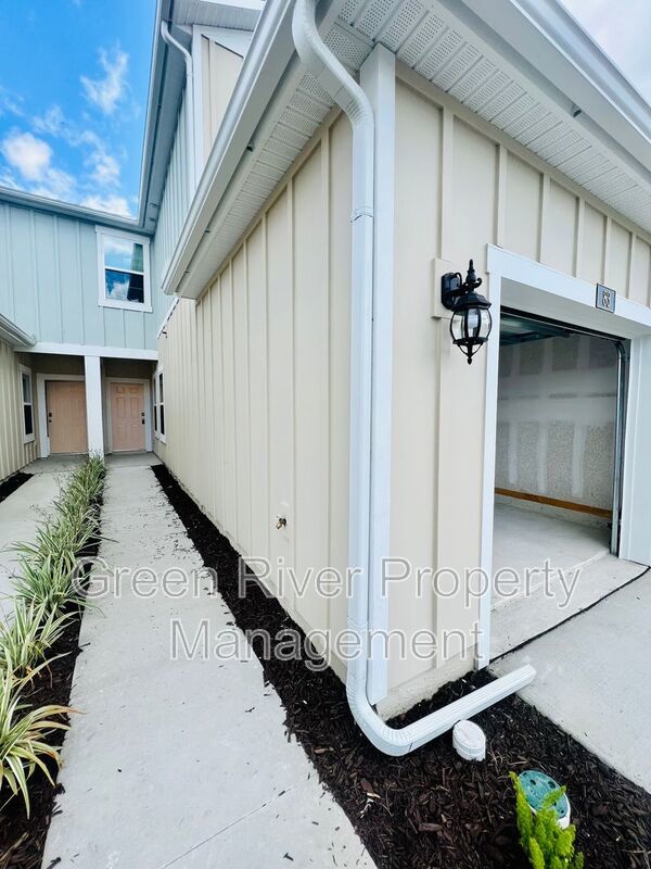 Brand new Townhome in Bridgwater property image
