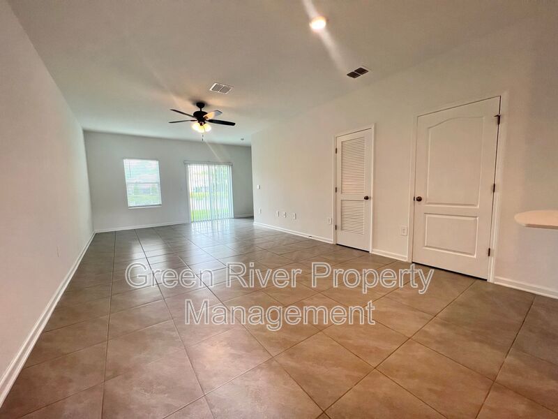 Brand new Townhome in Bridgwater property image