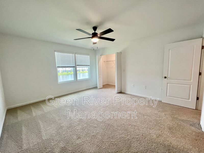 Brand new Townhome in Bridgwater property image