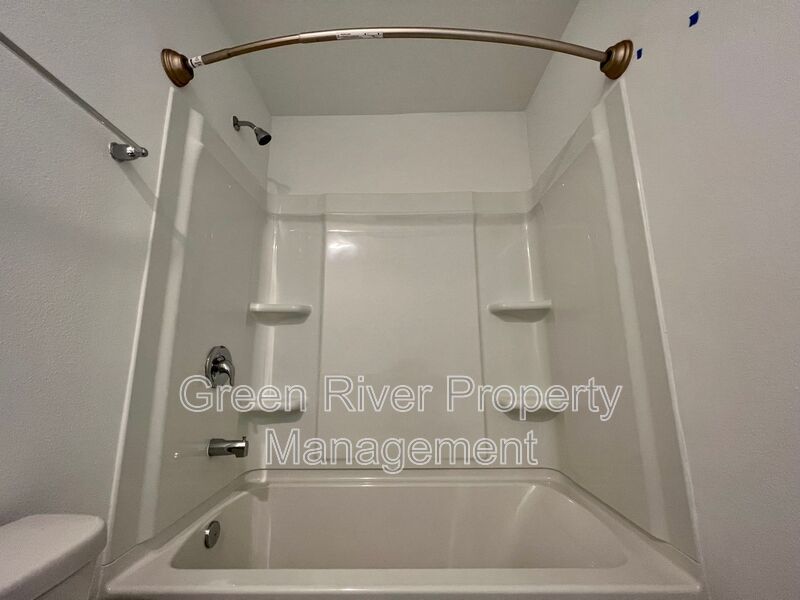 Brand new Townhome in Bridgwater property image