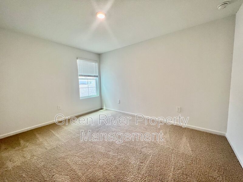 Brand new Townhome in Bridgwater property image