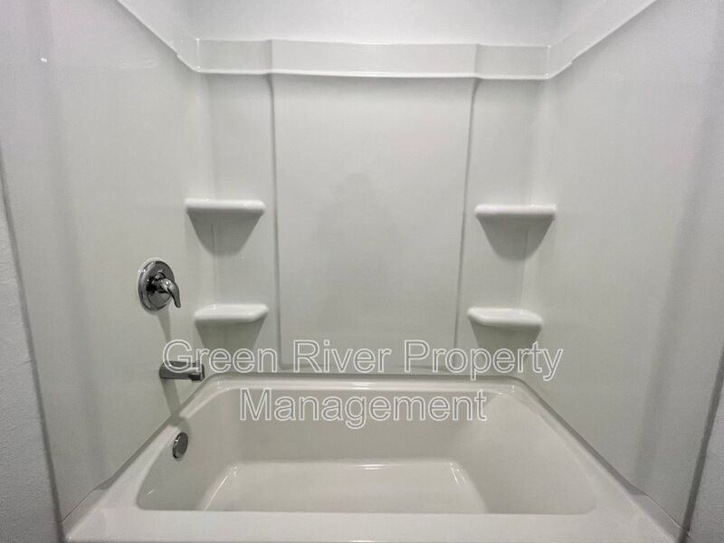 Brand new Townhome in Bridgwater property image