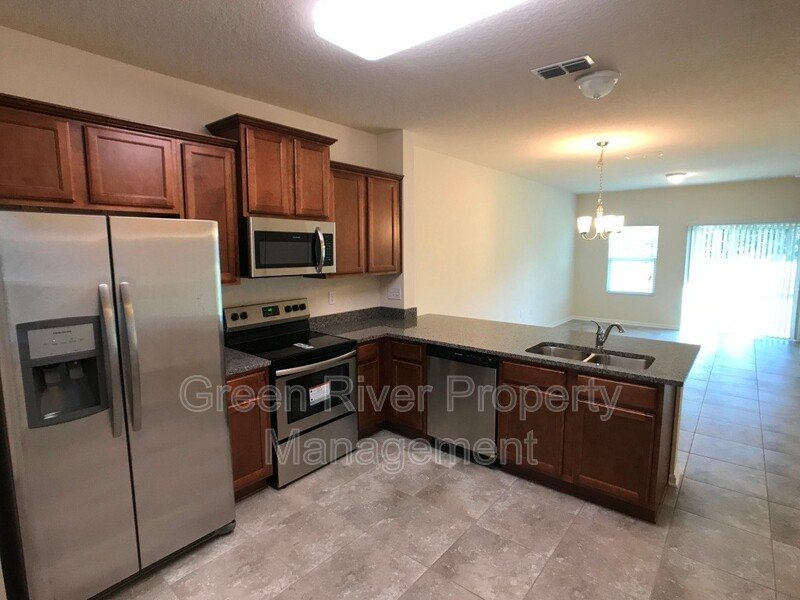 Beautiful St. Johns Townhome | Resort-Style Amenities & Pet Friendly! property image