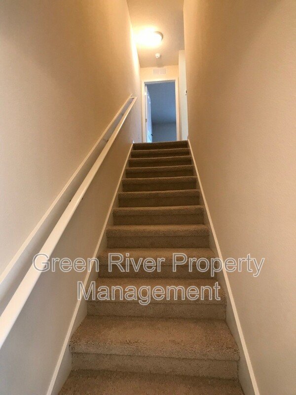 Beautiful St. Johns Townhome | Resort-Style Amenities & Pet Friendly! property image