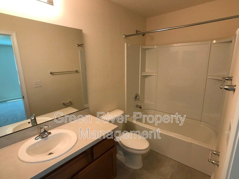 Beautiful St. Johns Townhome | Resort-Style Amenities & Pet Friendly! property image