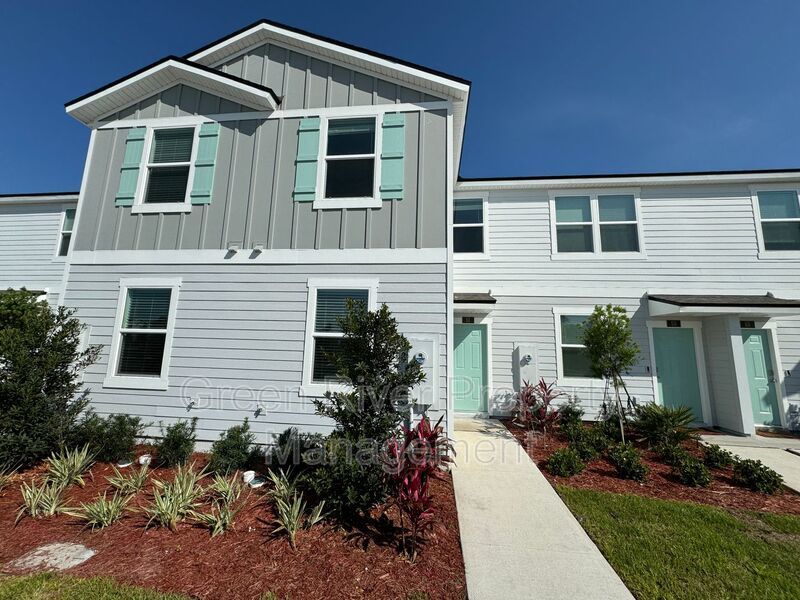 Pet-friendly, 3 bedrooms, 2.5 baths, a screened porch, and great St. Augustine location!! property image