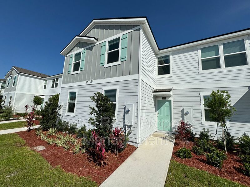 Pet-friendly, 3 bedrooms, 2.5 baths, a screened porch, and great St. Augustine location!! property image