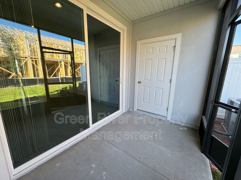 Pet-friendly, 3 bedrooms, 2.5 baths, a screened porch, and great St. Augustine location!! property image
