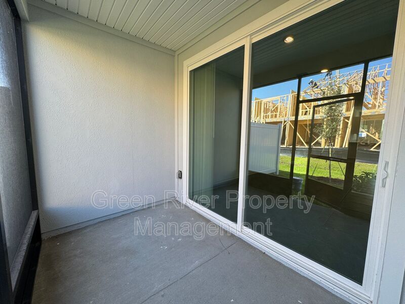 Pet-friendly, 3 bedrooms, 2.5 baths, a screened porch, and great St. Augustine location!! property image