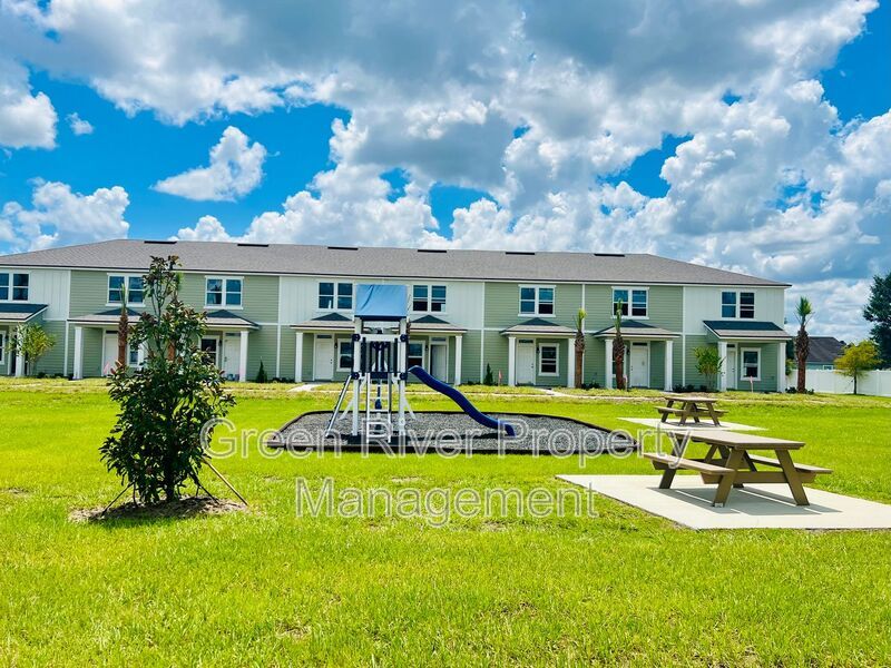 Charming Middleburg Townhome with Garage In Kindlewood! property image