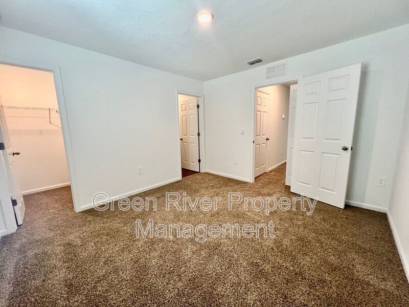 Charming Middleburg Townhome with Garage In Kindlewood! property image