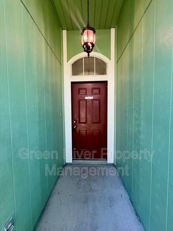 Greenfield Lakes Beauty | Fenced Yard, Sunroom & Pet Friendly! property image
