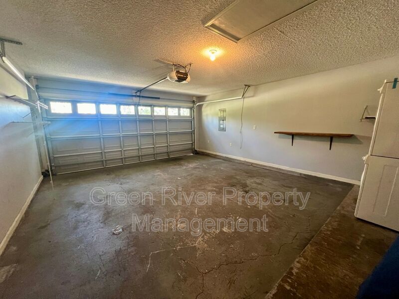 Greenfield Lakes Beauty | Fenced Yard, Sunroom & Pet Friendly! property image