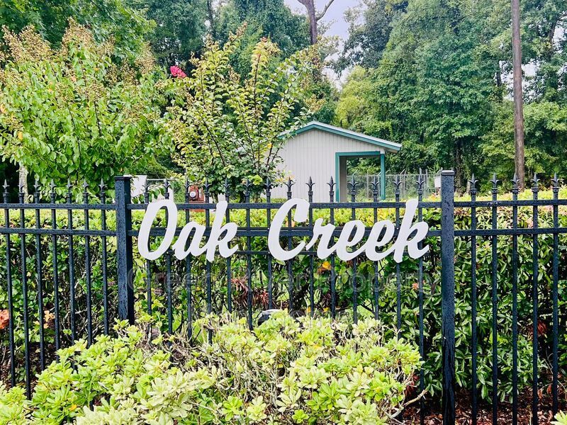 Poolside Peace in Oak Creek - Fleming Island Living at Its Finest!! property image