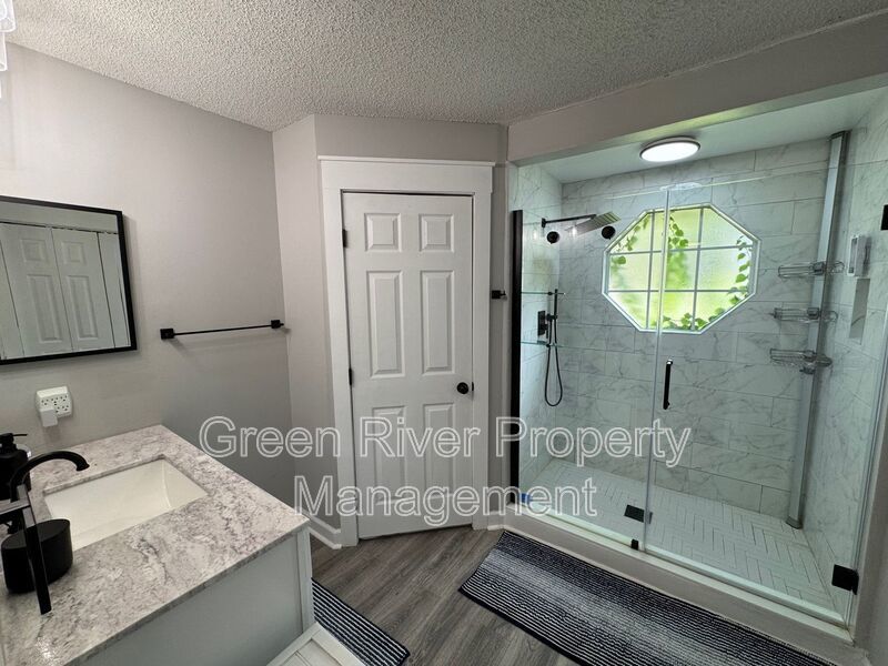 Poolside Peace in Oak Creek - Fleming Island Living at Its Finest!! property image