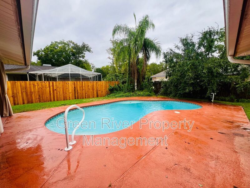 Poolside Peace in Oak Creek - Fleming Island Living at Its Finest!! property image