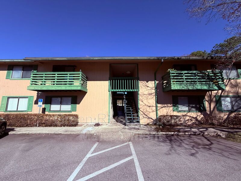 2 bedroom condo in Crown Point ! property image