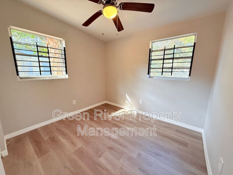 Bungalow in Jacksonville - Newly Renovated! property image