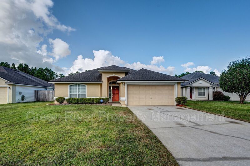 3 bedroom / 2 bath Gem with Pond Views in Spencer's Plantation! property image