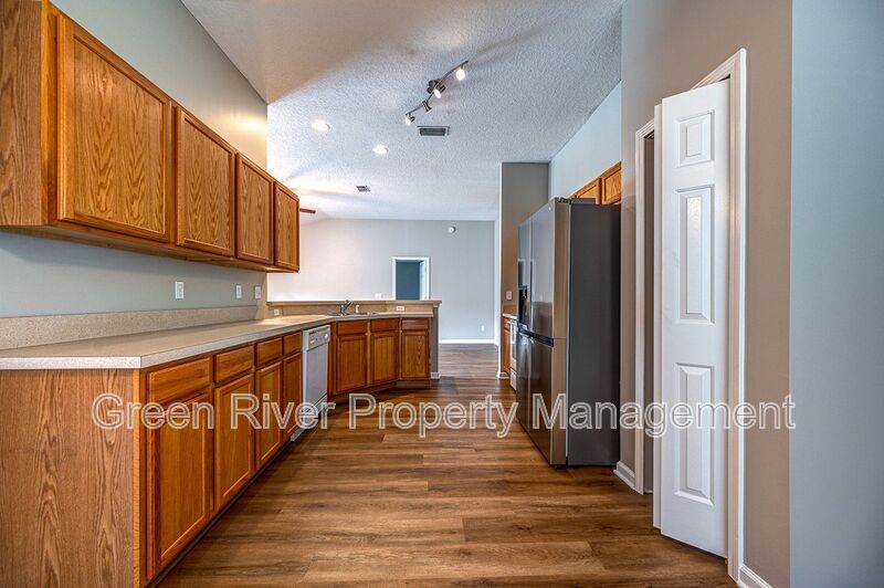 3 bedroom / 2 bath Gem with Pond Views in Spencer's Plantation! property image