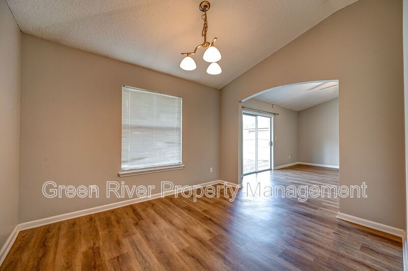 3 bedroom / 2 bath Gem with Pond Views in Spencer's Plantation! property image